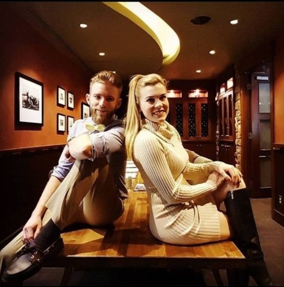 Meet your Posher, Mel - Picture 1 of 1